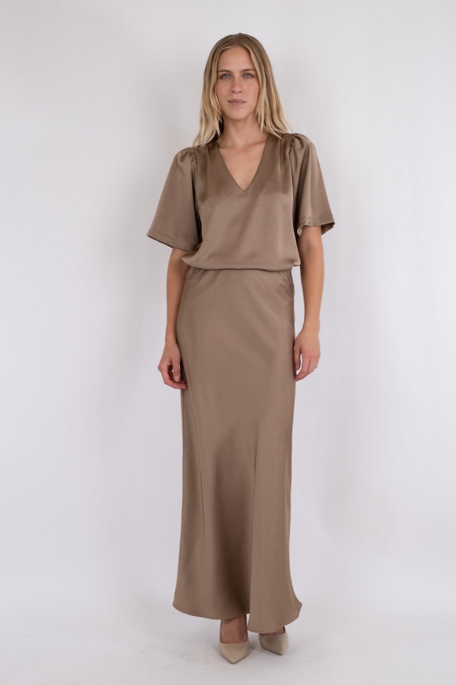 Vicky Heavy satinnederdel - Dark taupe